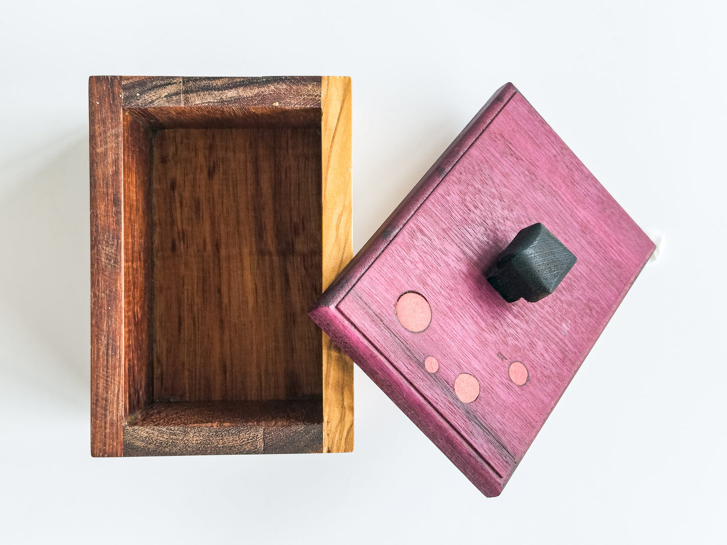 Kivotos Wooden Box (2)