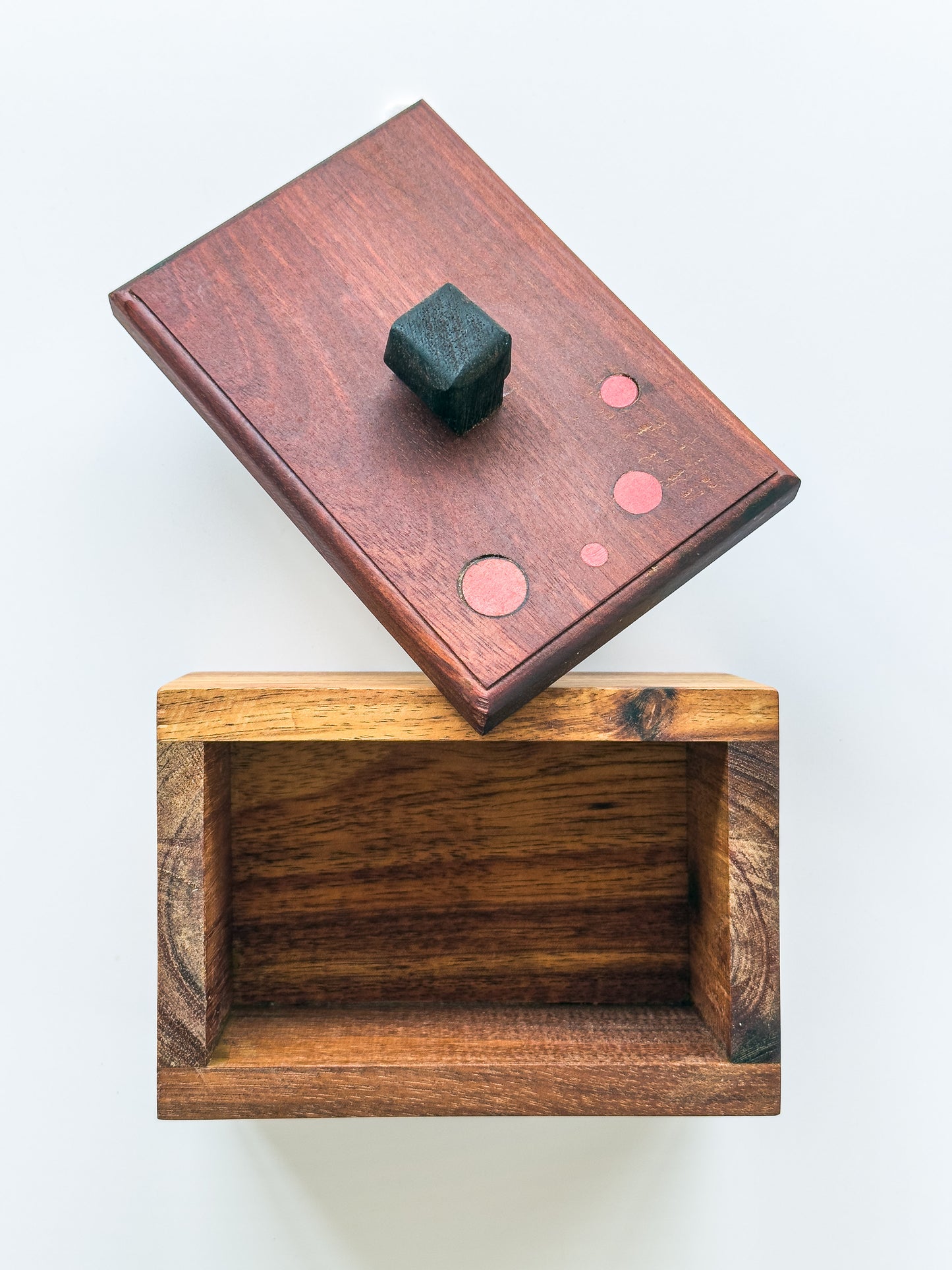 Kivotos Wooden Box (2)