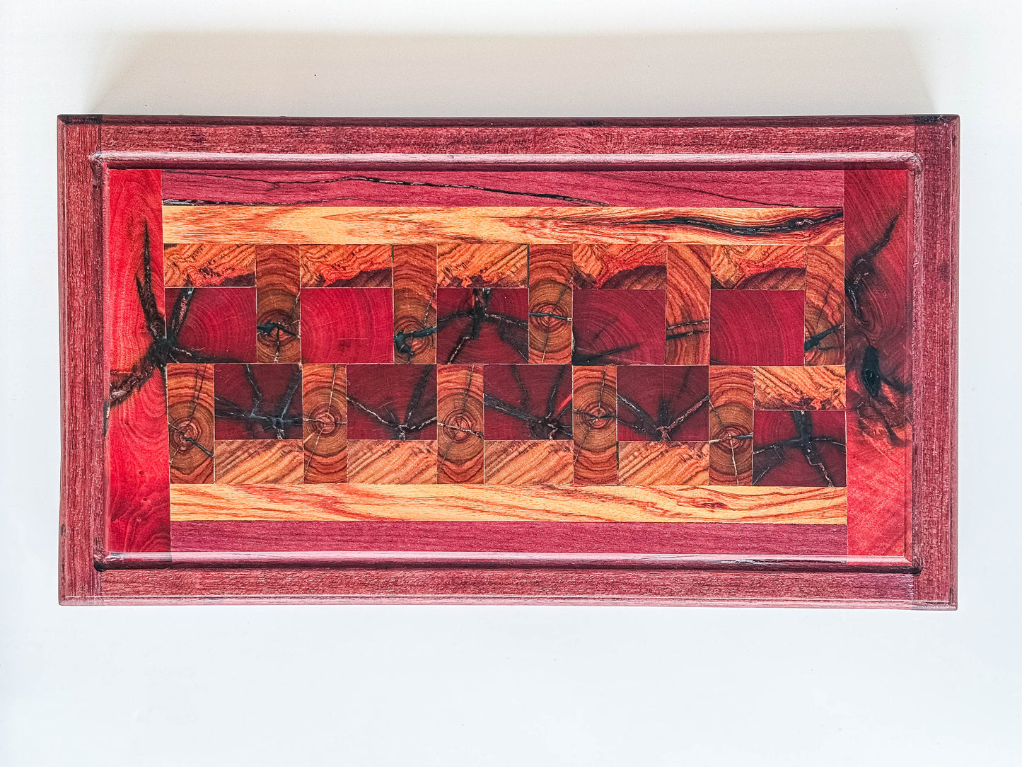 The Ourea End-Grain Cutting Board l 15" x 8.25" x 1.25"