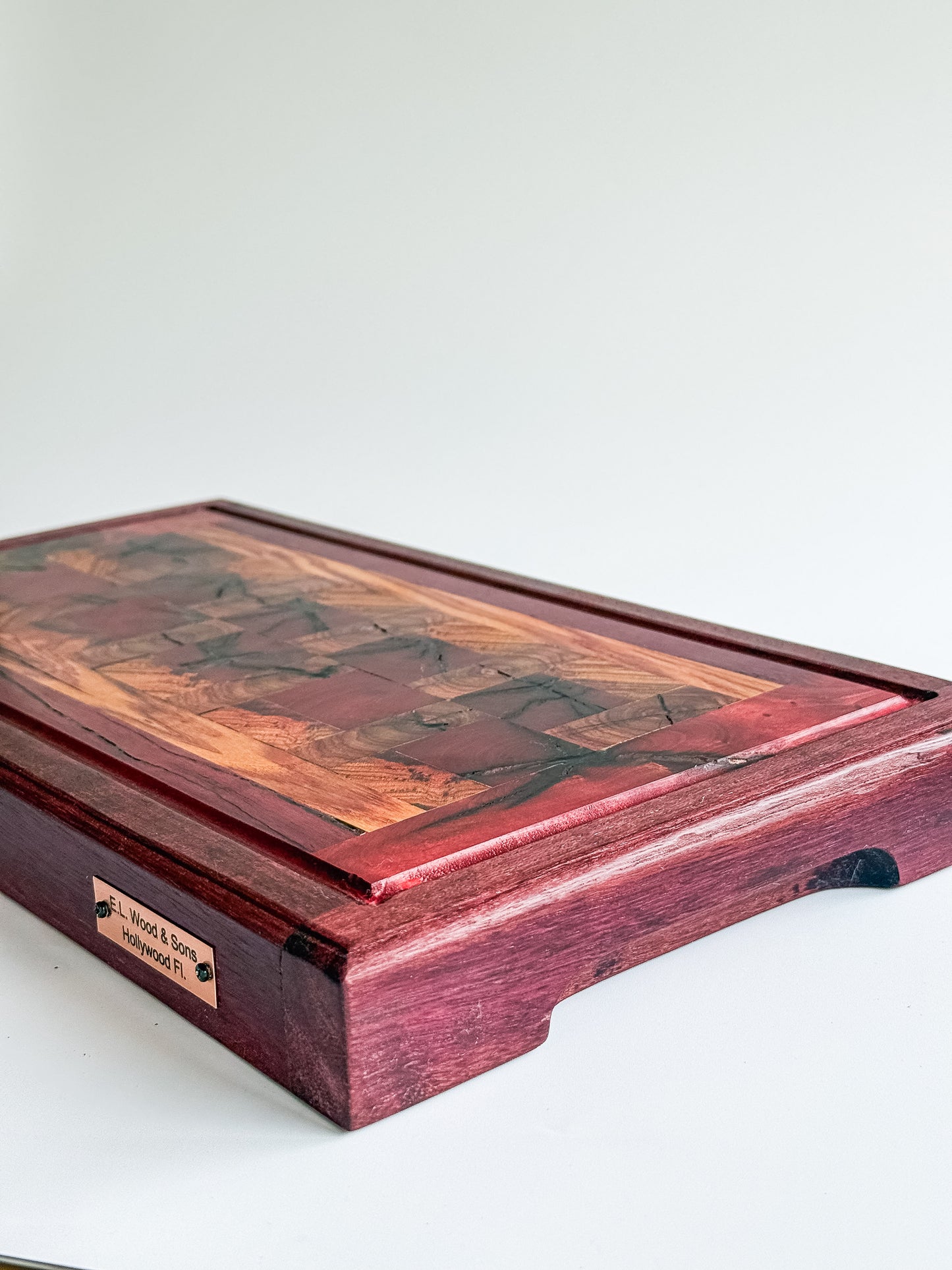 The Ourea End-Grain Cutting Board l 15" x 8.25" x 1.25"